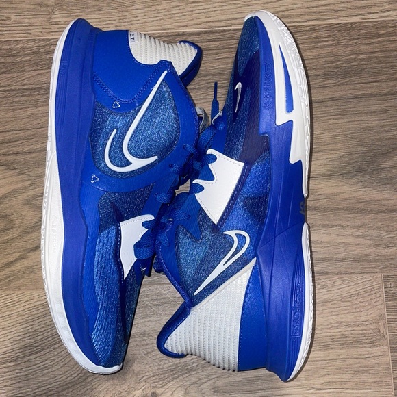 Nike Kyrie Low 5 Game Royal - Picture 2 of 8